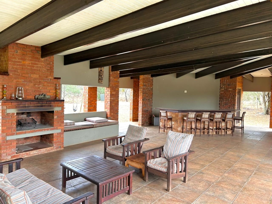 10 Bedroom Property for Sale in Hartbeesfontein North West